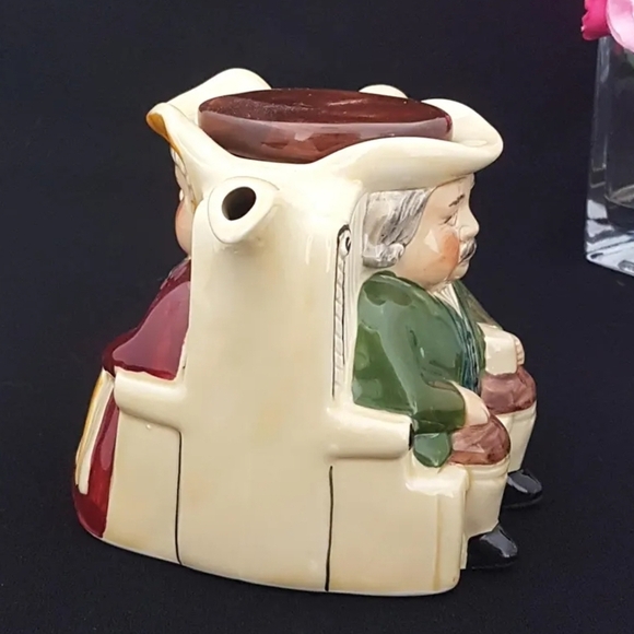 Darby and Joan Double Sided Tea Pot, Tony Wood Pottery Staffordshire England - Picture 4 of 10
